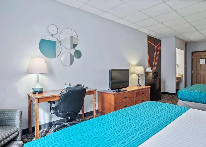 Elevation Inn & Suites, Trademark Collection By Wyndham