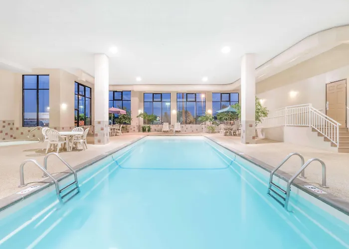 Elevation Inn & Suites, Trademark Collection By Wyndham